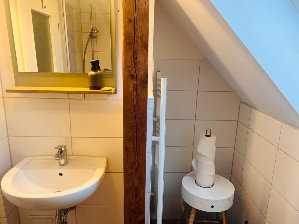 Gemuetliche Wohnung Nahe Des Sees 特罗 外观 照片